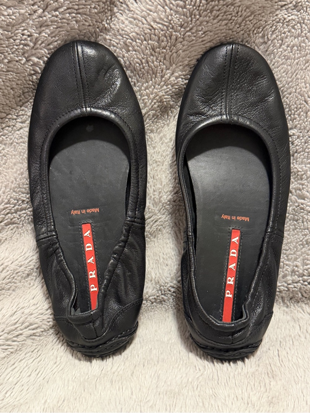 Prada Ballet Flats Womens EU 35 Black Leather Scrunch Slip On Shoes Designer